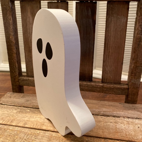 Halloween Ghost Wood Signs Set, White Ghost Shaped Sign, Black & White Ghost - Picture 9 of 16